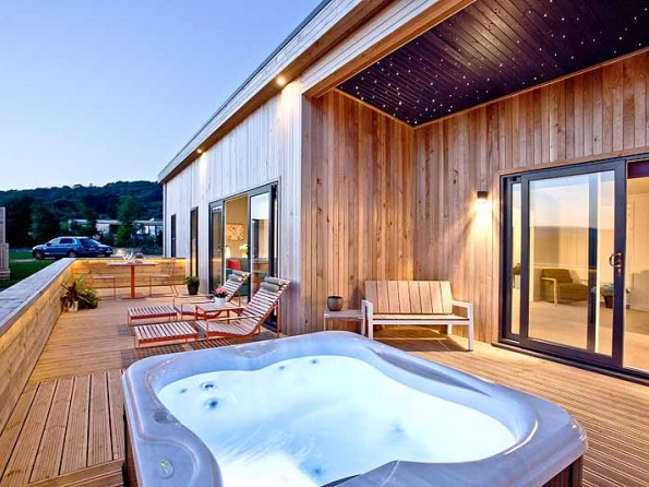 1 Bedroom Romantic Eco Lodge Near Cheddar Somerset