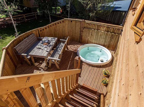 3 Bedroom Luxury Treehouse With Hot Tub Indoor Pool Near Taunton