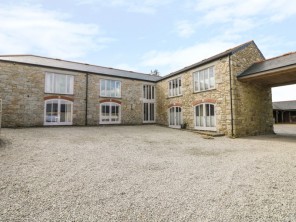 4 bedroom property near Penryn, Cornwall, England