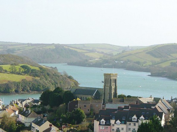 5 Bedroom Sail Loft With Sea View In Salcombe Devon